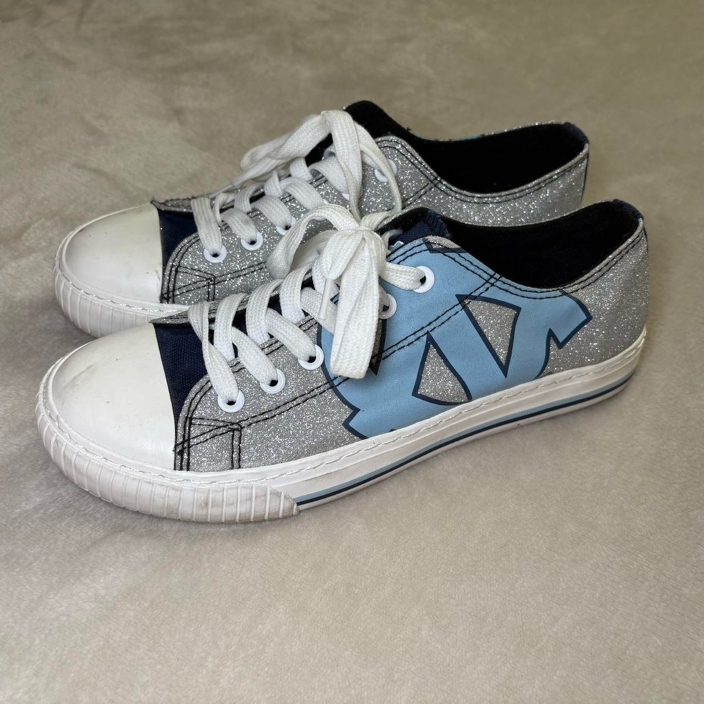UNC Tarheels glitter converse sneakers